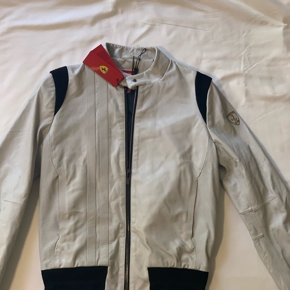 Women Shoulderfit leather perforated driver bomber Scuderia Ferrari jacket - Picture 5 of 16